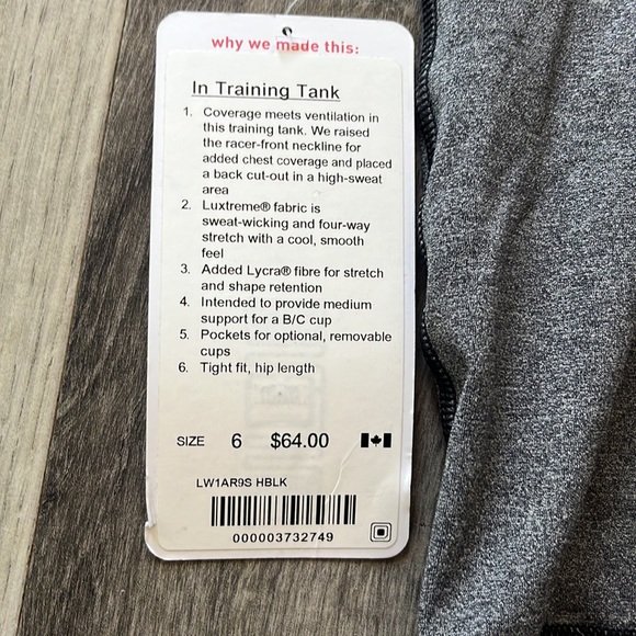 Lululemon “in training” tank - Picture 2 of 3